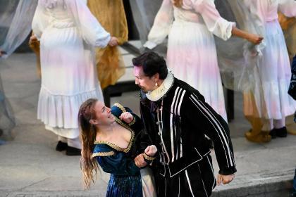 Shakespeare in Love - Shattered Windscreen