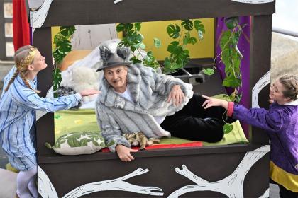 The Kiss that Missed