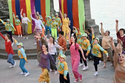 Joseph and the Amazing Technicolor Dreamcoat - Kidz R Us