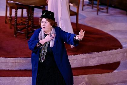 Blithe Spirit - Ilkley Playhouse