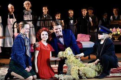 Rising Stars - Annie Jr