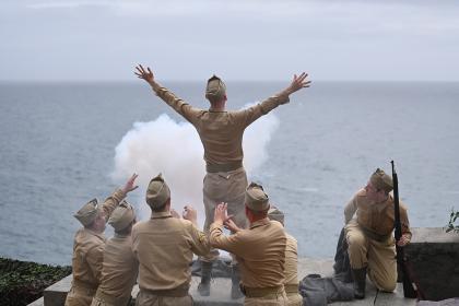 Captain Corelli's Mandolin - Shattered Windscreen