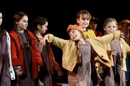 Rising Stars - Annie Jr