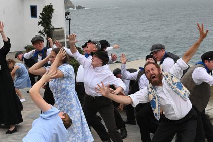 Captain Corelli's Mandolin - Shattered Windscreen