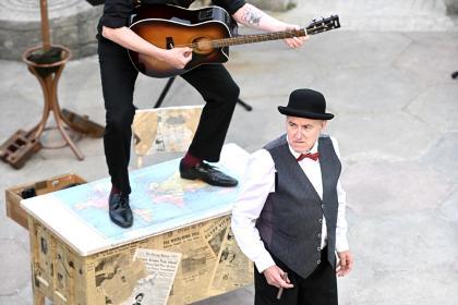 Adolf and Winston - Living Spit