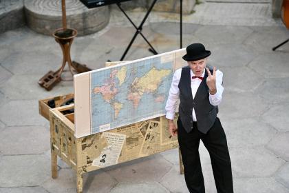 Adolf and Winston - Living Spit