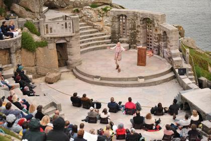 Geoffrey Chaucer's Canterbury Tales