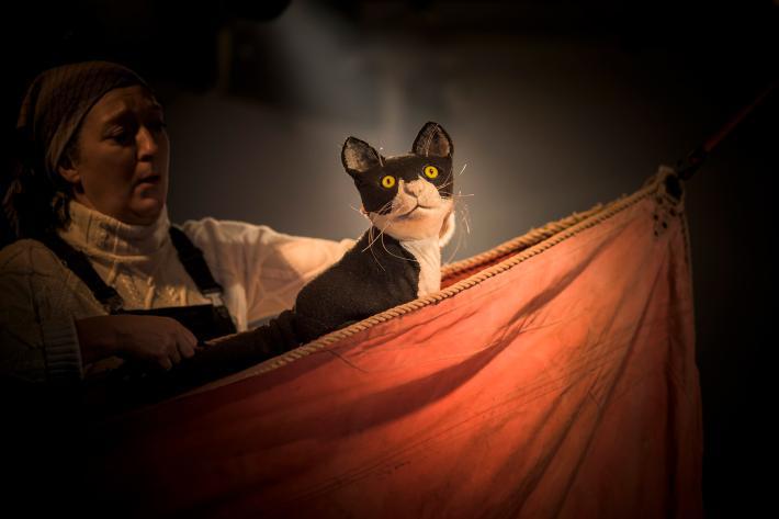 The Mousehole Cat
